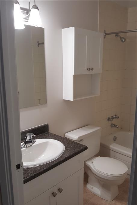 Photo - 201 Campus Pky