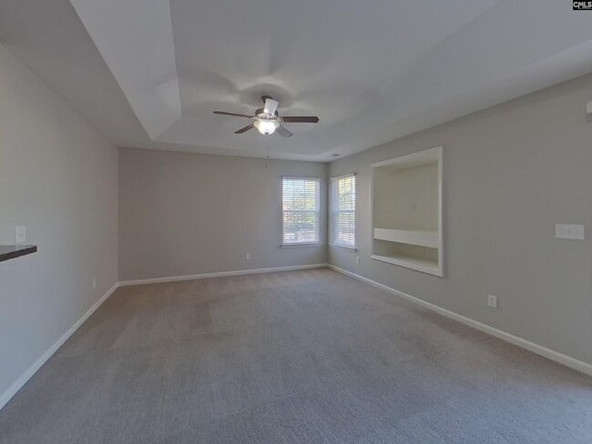 Photo - 420 Hedge Grove Ln