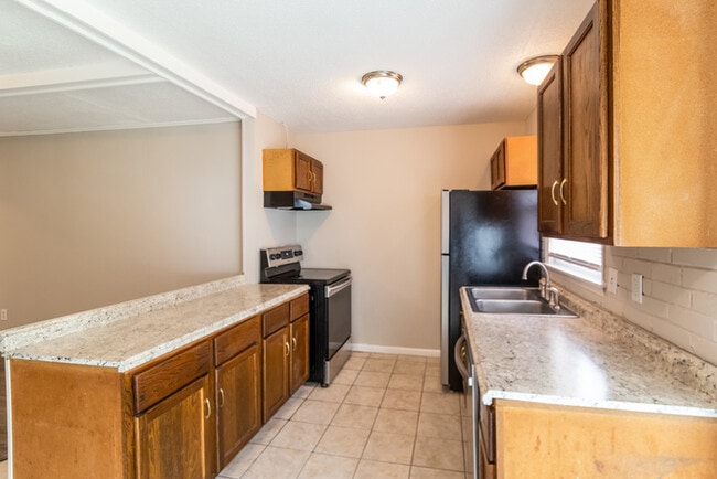 Photo - 617 Brailsford Blvd