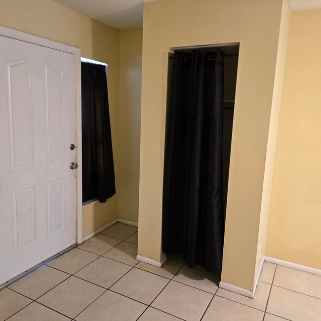 Photo - 4487 Wheatley St