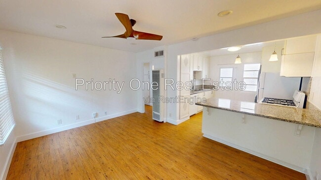 Photo - 427 20th St