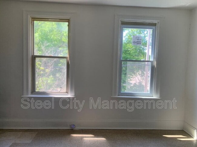 Photo - 810 Wood St Unit 4