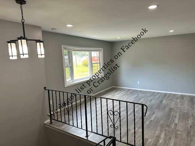 Photo - 13 Pawling St