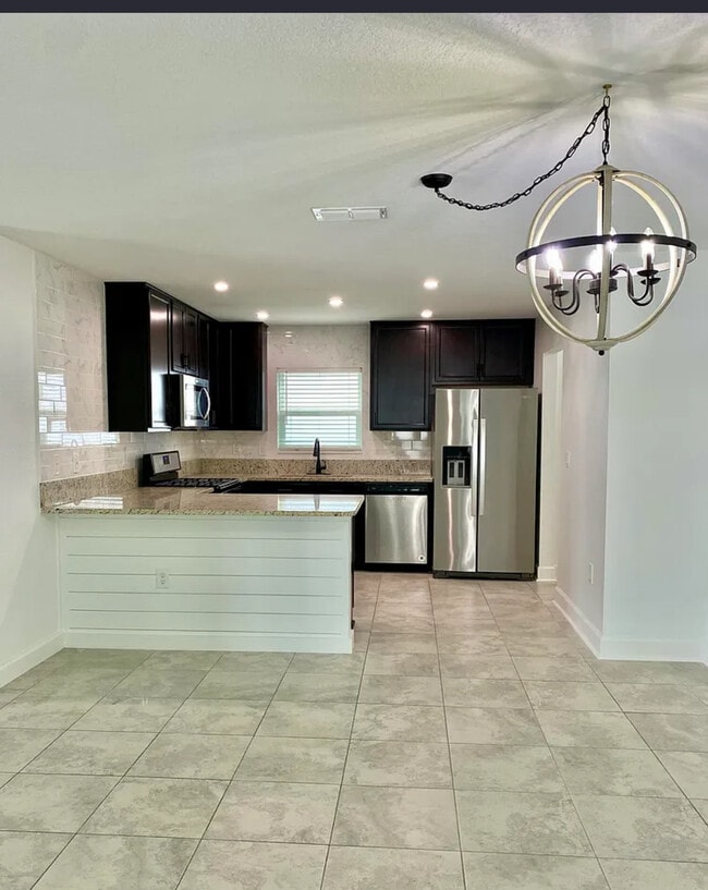 Photo - 144 Moorcroft Way