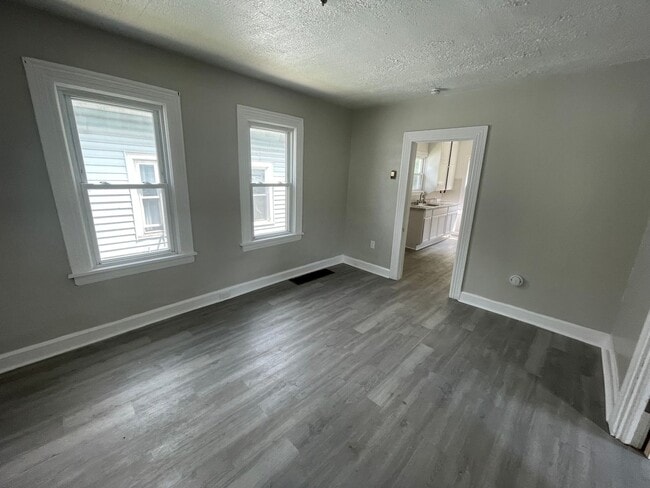 Photo - SECTION 8 and EDEN Accepted! Spacious, New...