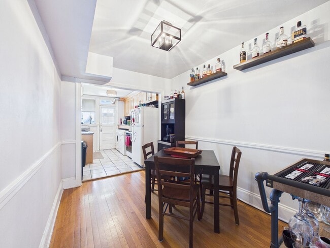 Photo - 3320 W Grace St Unidad 3318 A