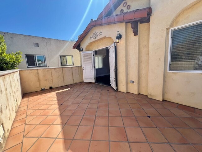 Photo - 59-61 Ximeno Unit 59 Ximeno