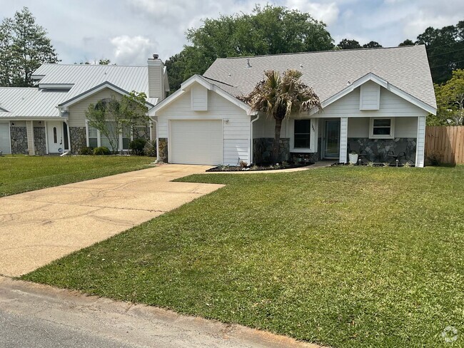 Building Photo - Adorable 3BR/2BA home in PRIME location!!