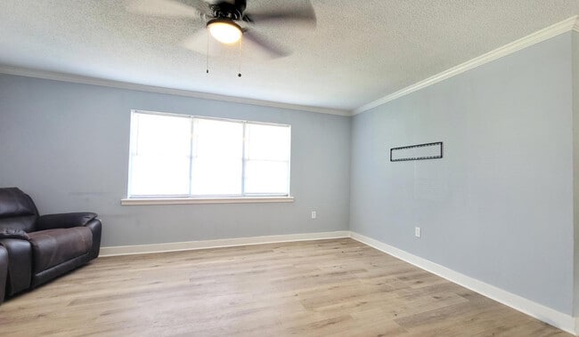 Photo - 4814 13th St