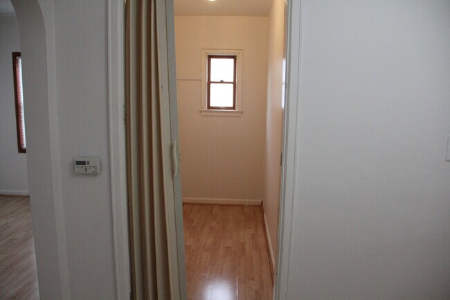 Bonus room - 1201 Bertch Ave