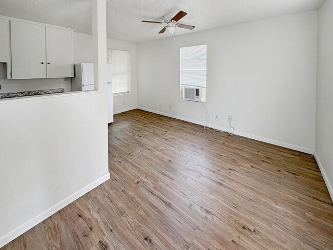Photo - 706 N Leech St