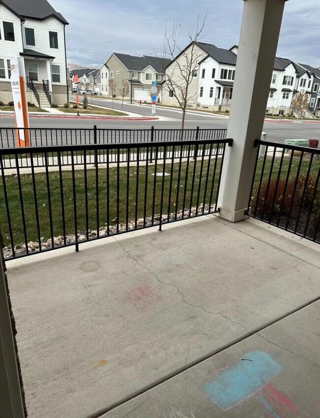 Photo - 3896 W 1850 N