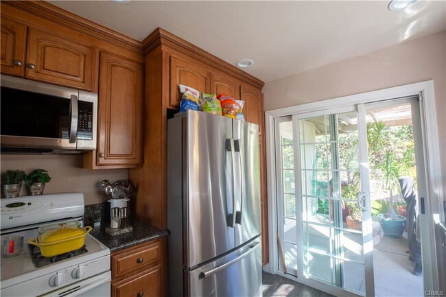 Photo - 144 Country Club Dr