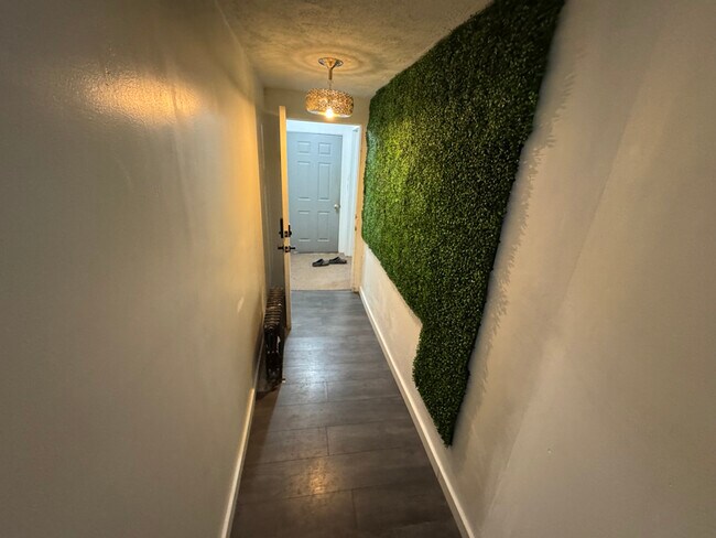 Photo - 724 Wills St Unit 2