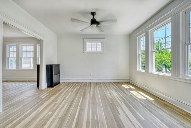 Photo - 275 Roslindale Ave