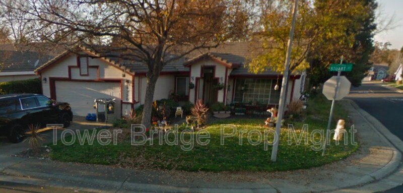 Photo - 4726 Stuart St