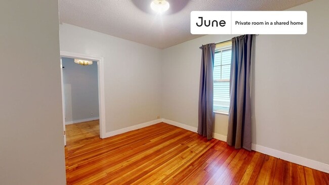 Photo - Room in Shared 4 bed/1 bath home Unit D