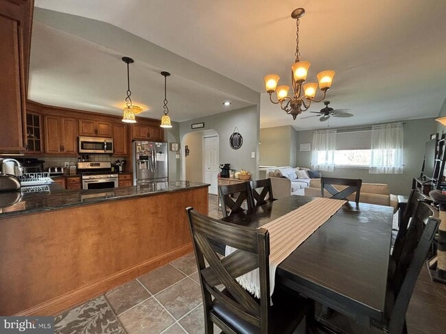 Photo - 30 Estate Rd