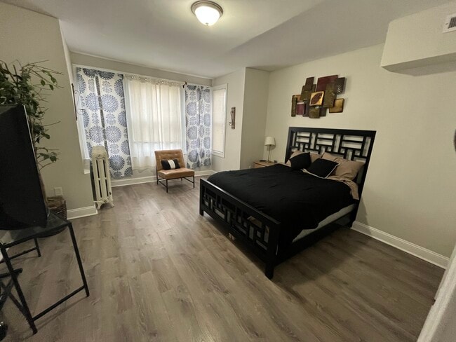 Photo - 427 S 55th St