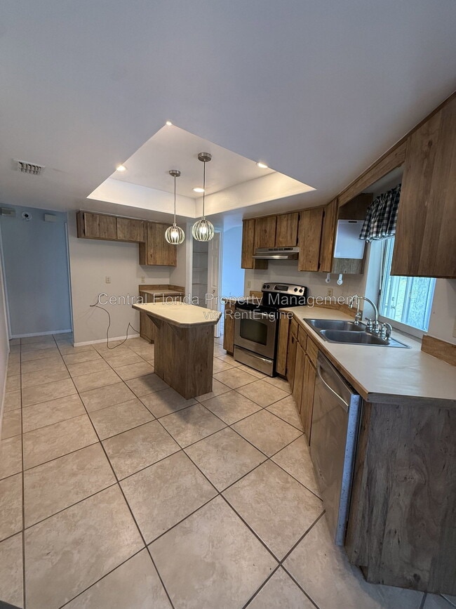 Photo - 2391 Moonstone Ave