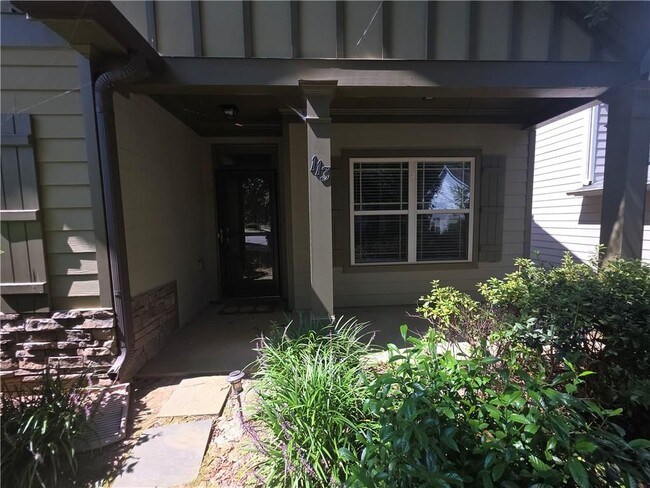 Photo - 113 Macalester Dr