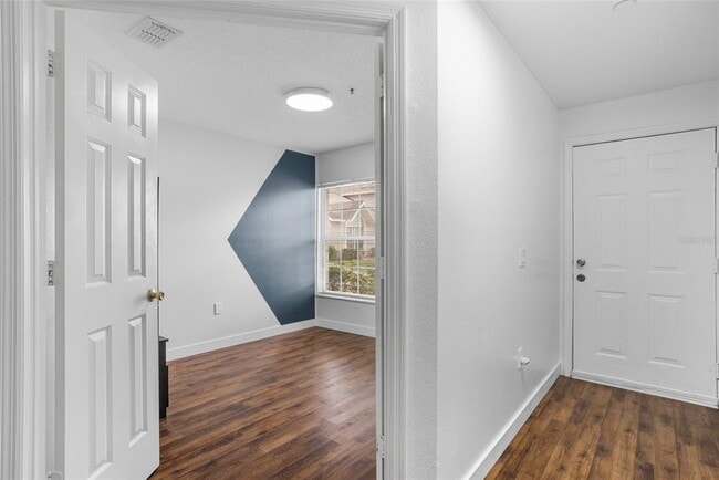 Photo - 1645 Windsor Oak Ct