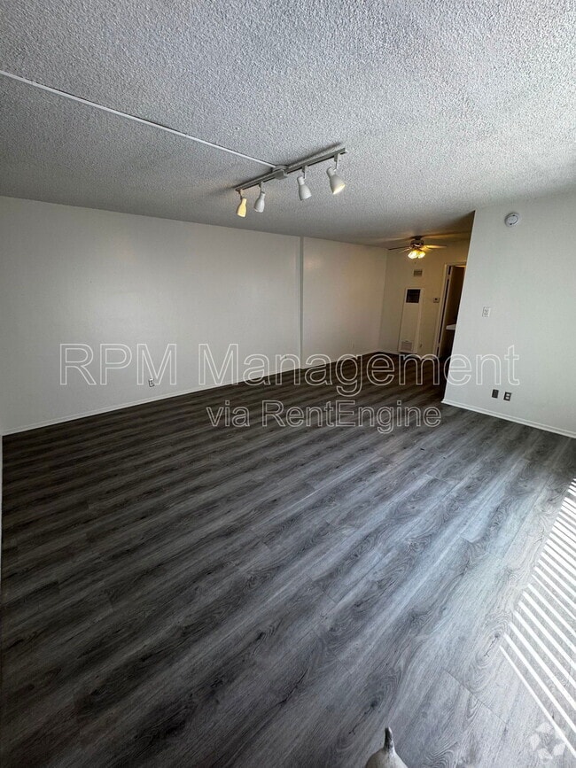 Building Photo - 11939 Albers St Unit 9 Rental
