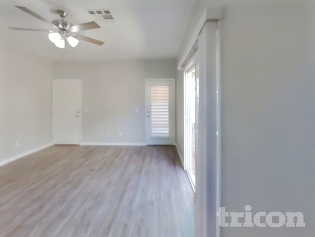 Photo - 5142 Piazza Cavour Dr