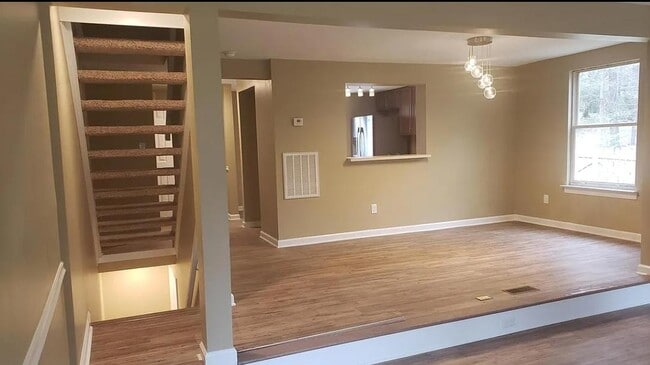 Photo - 1701 Kayla Ct