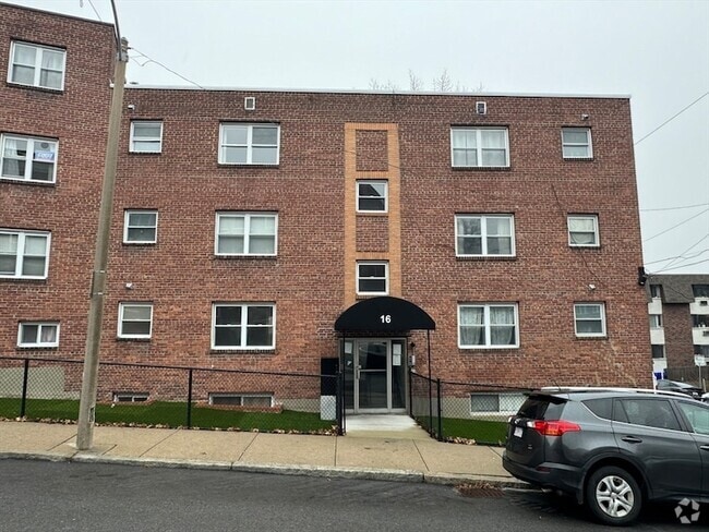 Building Photo - 10 Vinal St Unit 1 Rental
