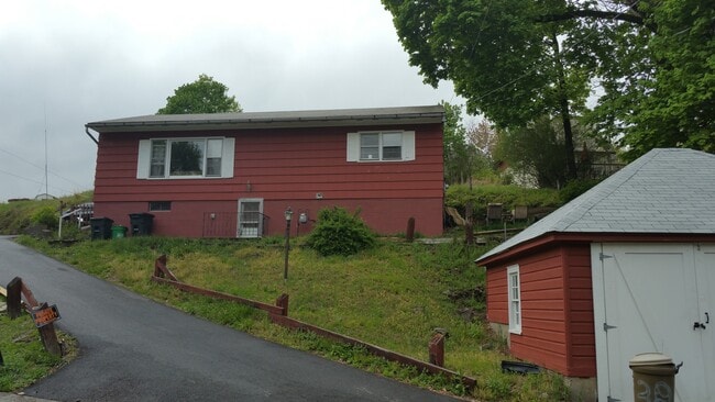 High on a hill on a quiet village street - 36 Cherry Ave Unit Apartment