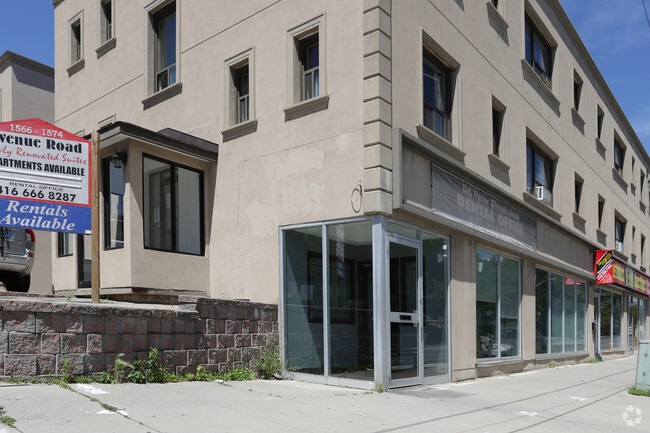 Building Photo - 1566-1574 Avenue Rd