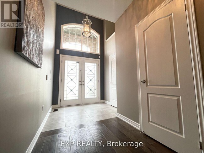 Photo - 740 Clifford Perry Pl