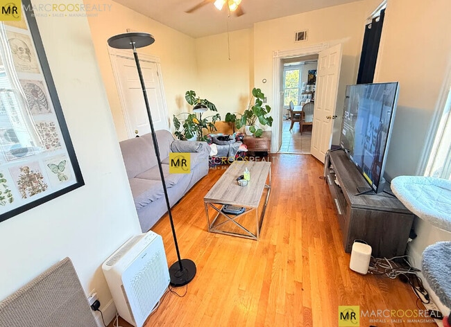 Photo - 202 Market St Unit 2