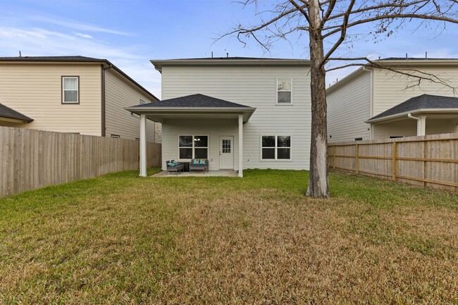 Photo - 2209 Silverbonnet St