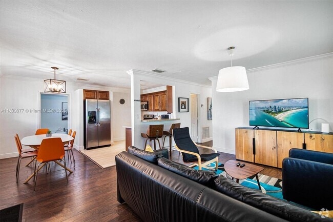 Building Photo - 234 NW 47th St Rental