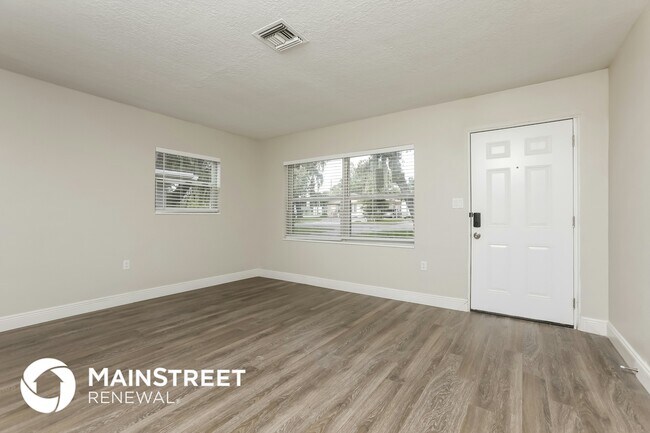 Photo - 1602 Lindale Ave