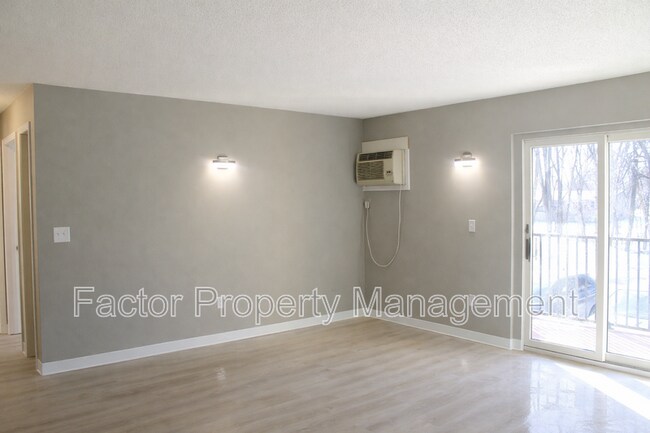 Photo - 418 Allan Ave Unit 5