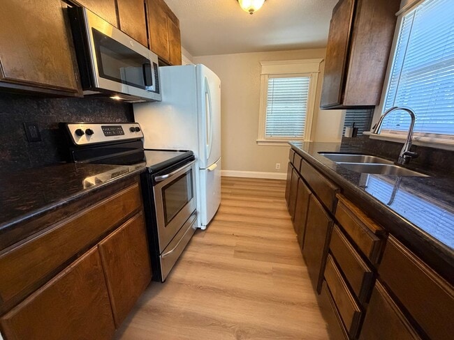 Photo - 460 N 3rd St Unit 3