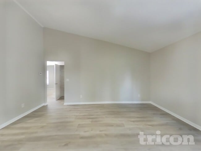 Photo - 86216 Vegas Blvd