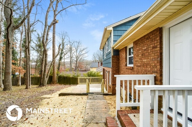 Photo - 5909 Ruth Dr