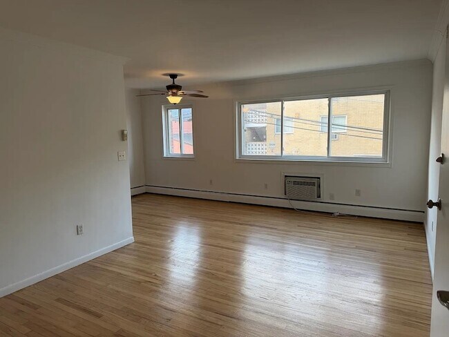 Photo - 7012 Cottage Ave Unit 202