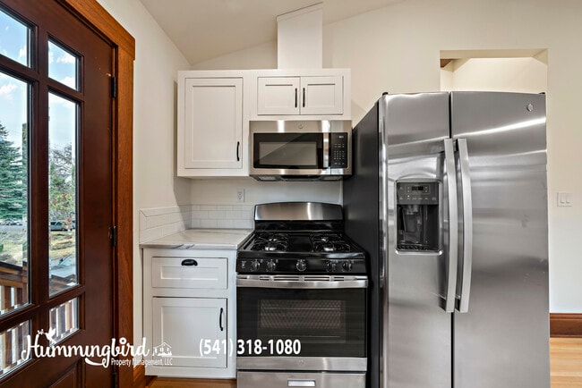 Photo - 506 NW Delaware Ave
