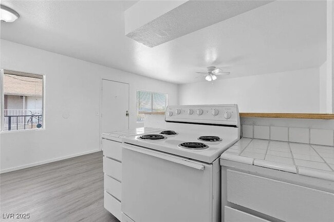 Photo - 1812 Fulstone Way Unit 4