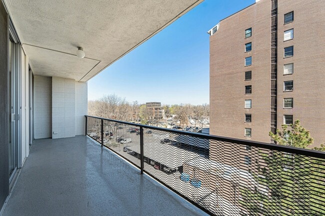 Photo - 421 S Howes St Unidad S602