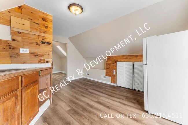 Photo - 1726 N Sawyer Ave Unit 3