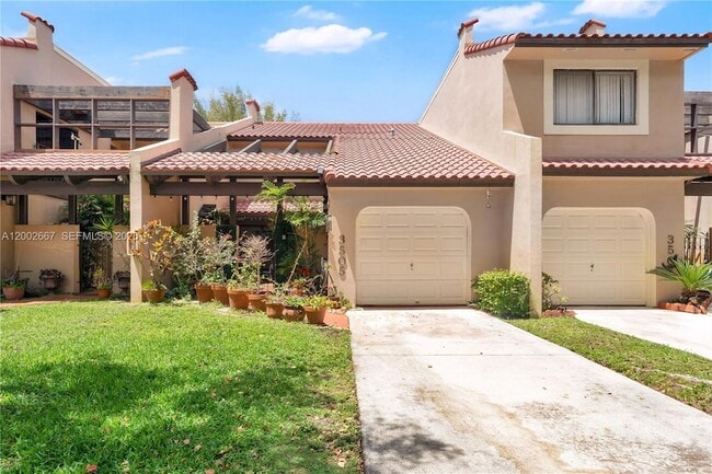 Photo - 3505 Torremolinos Ave