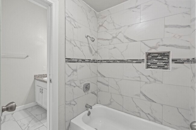 Photo - 7820 Seawall Blvd Unidad 118