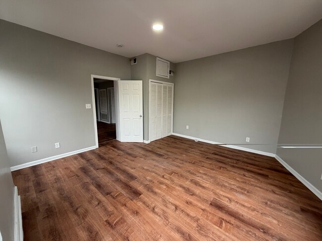 Photo - 100 Warren St Unit Second floor