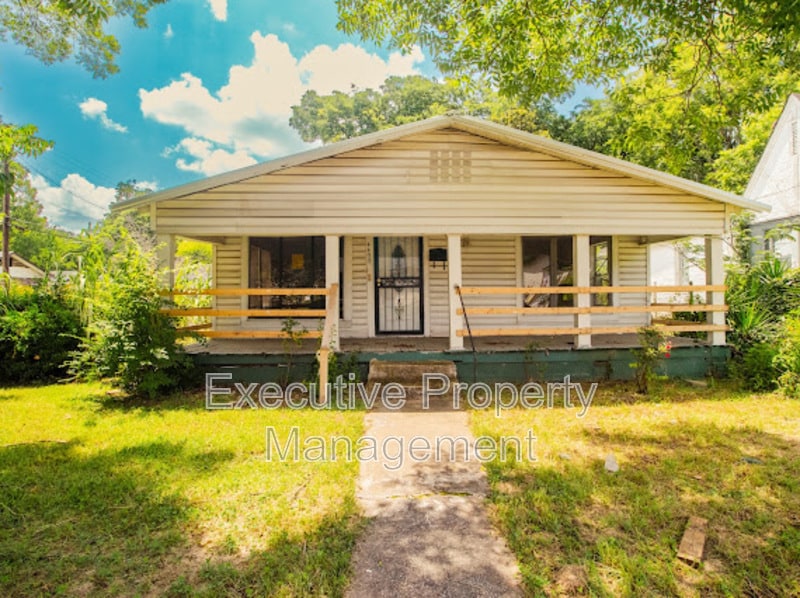 Photo - 4400 43rd St N House